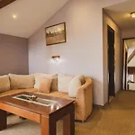 Hotel том и нези класик