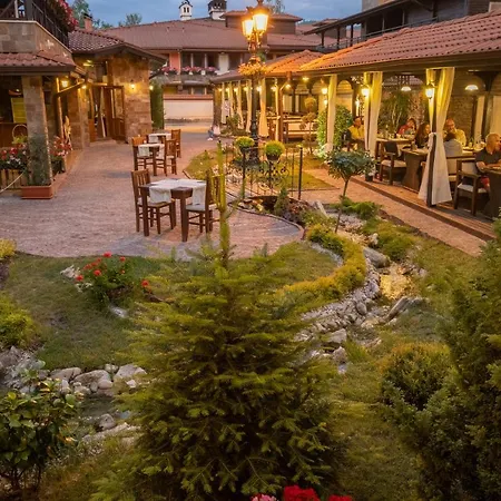 Hotel том и нези класик