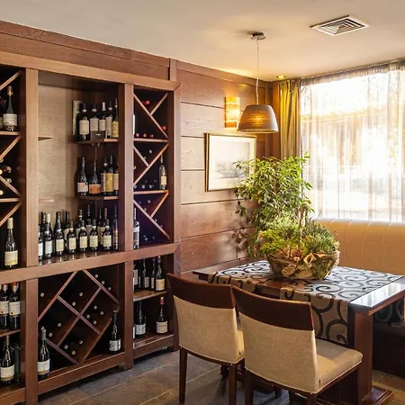 том и нези класик Szálloda 3*