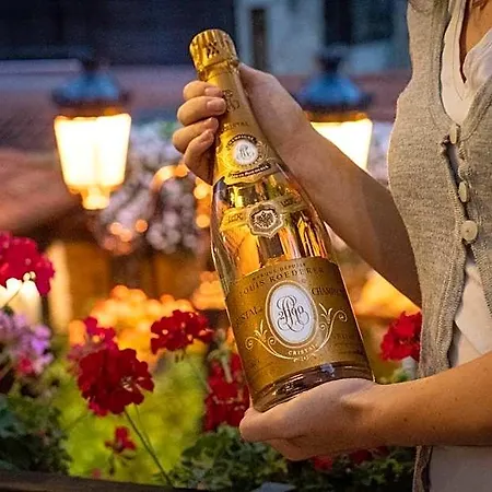 酒店 том и нези класик 3*